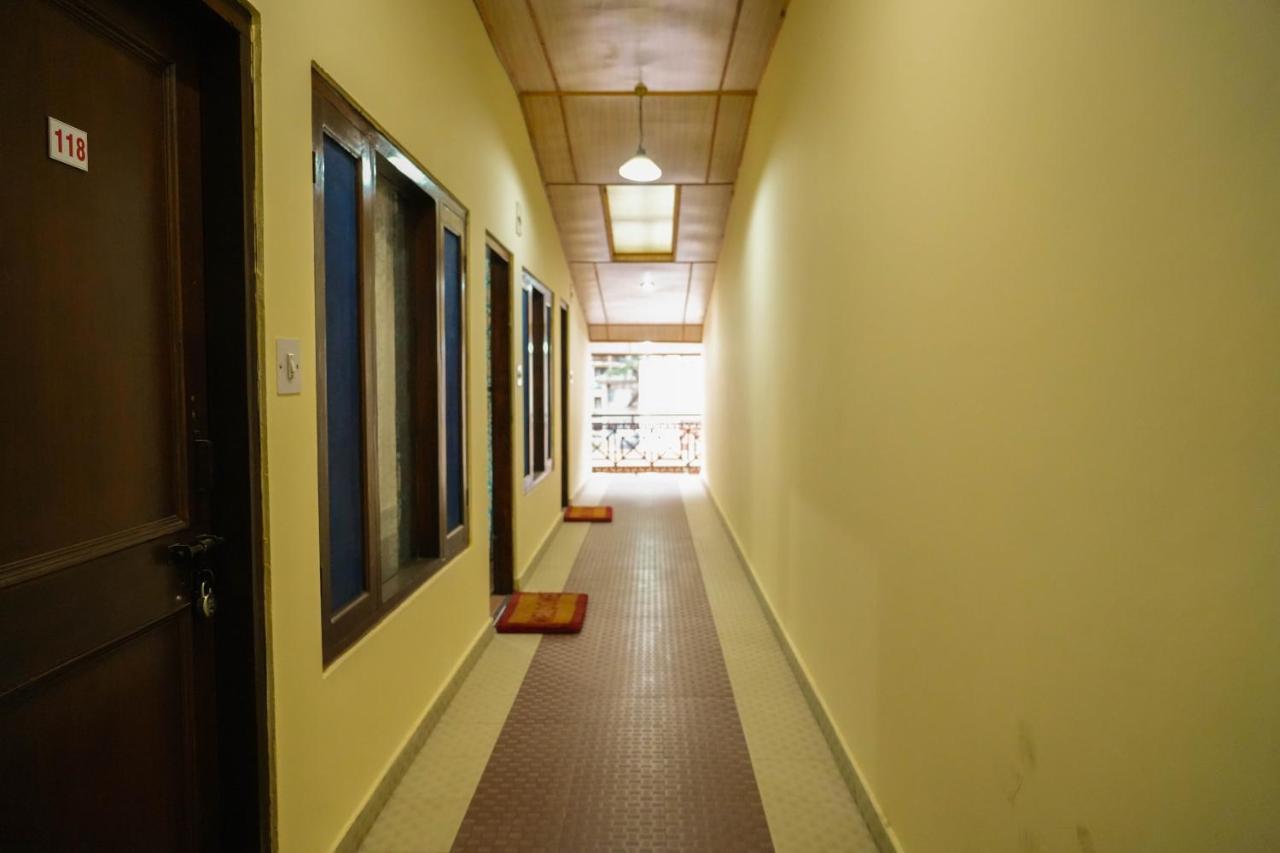 Hotel Grass Land Manāli エクステリア 写真