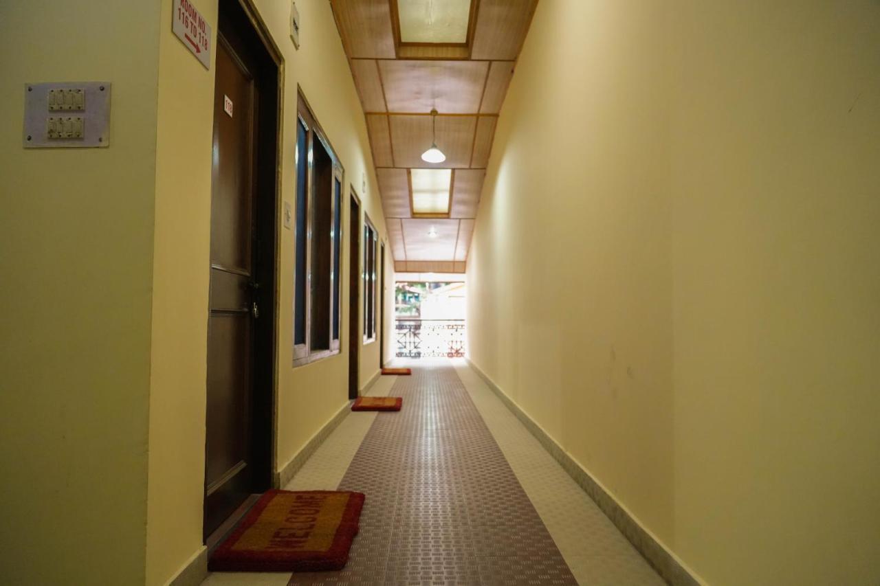 Hotel Grass Land Manāli エクステリア 写真